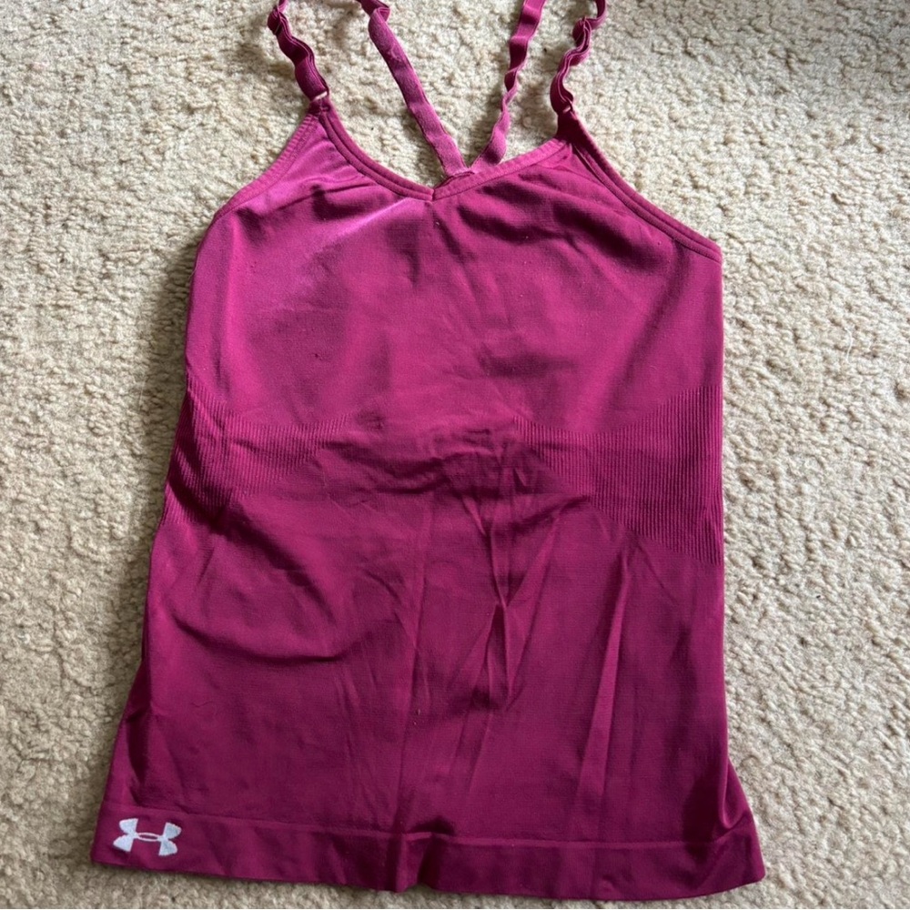 Under Armour Pink Fitted Sleeveless Tank Top